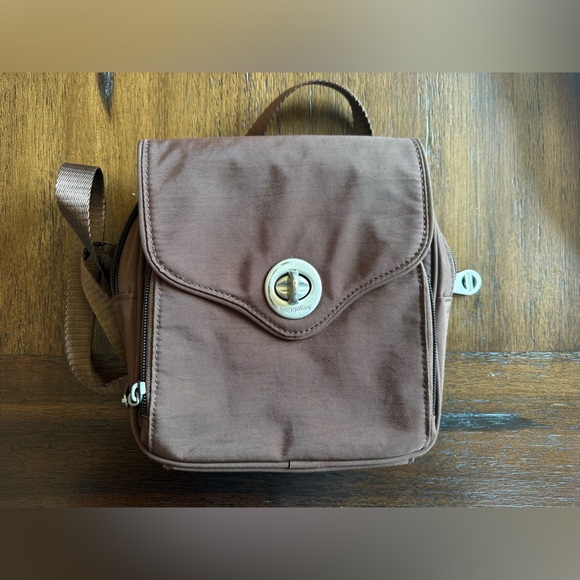 Baggallini Brown Crossbody Bag - Picture 1 of 7